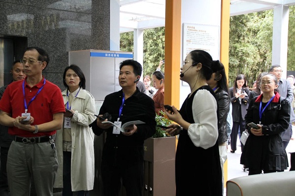 再獲點贊! 成都市委辦公廳、市政府辦公廳和市人社局相關領導一行參訪由瑞方人力打造的全市首個就業(yè)小站 第3張